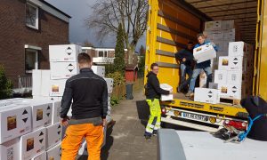 Beitragsbild - Ware vom LKW abladen